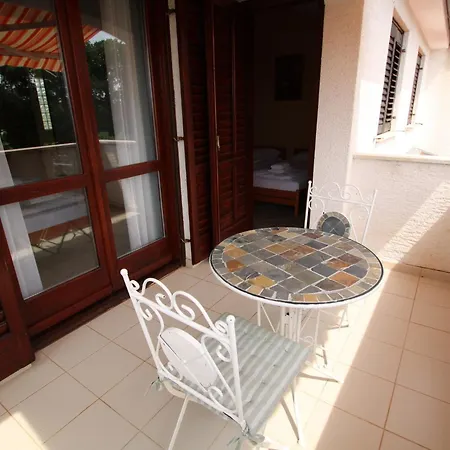 Viktoria - Hr-11041-01 By Interhome Porec